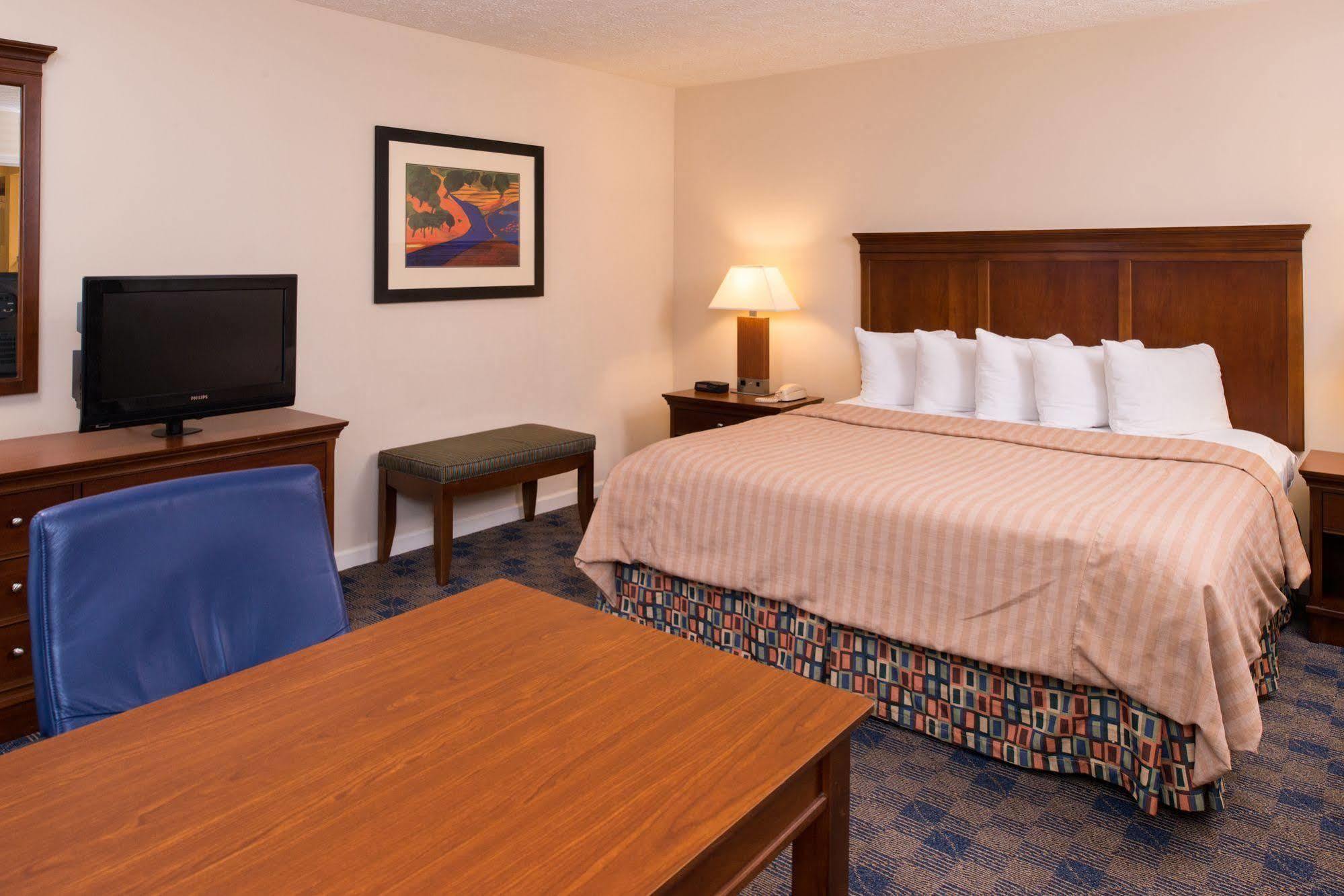 Charwood Suites Columbus Ngoại thất bức ảnh