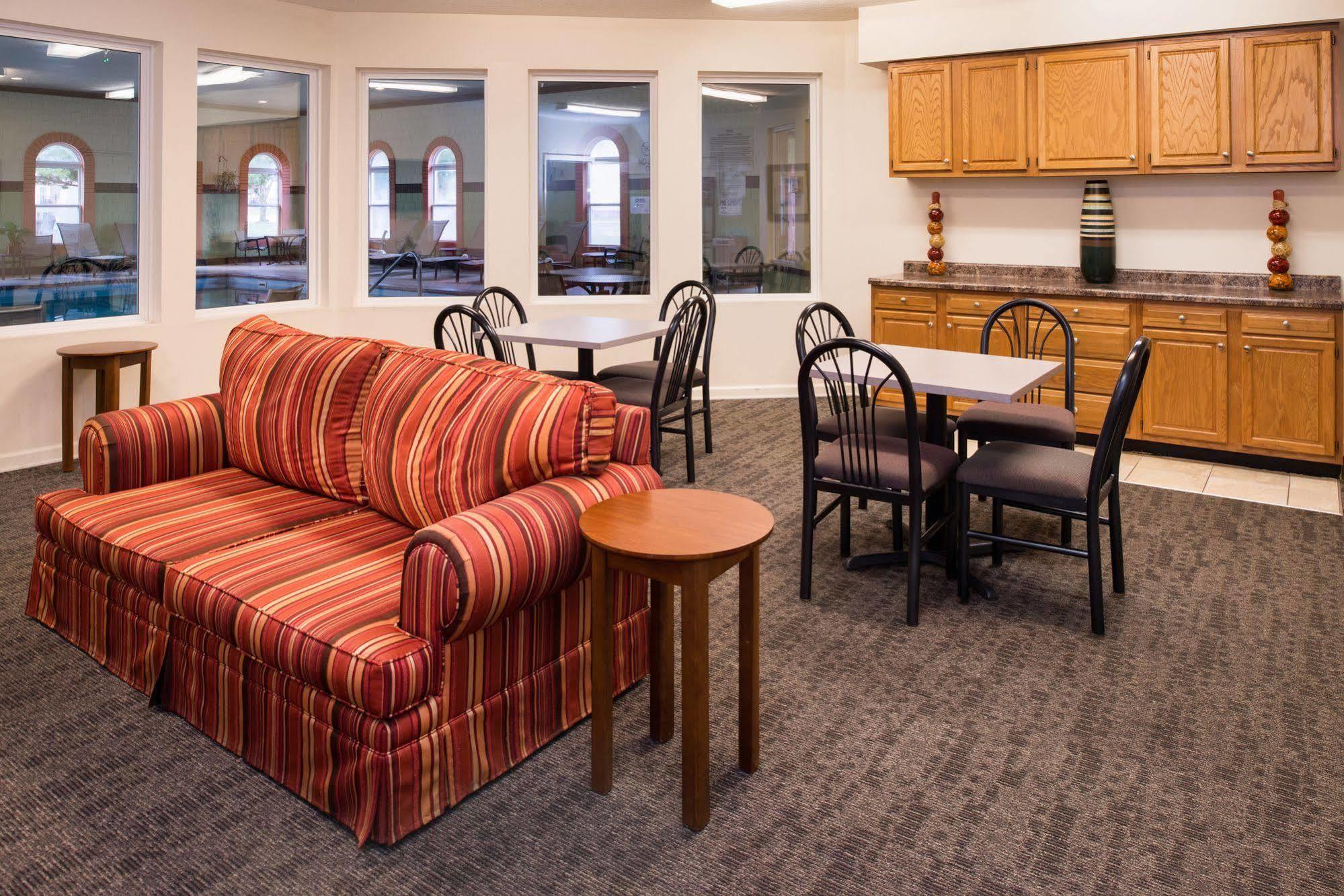 Charwood Suites Columbus Ngoại thất bức ảnh