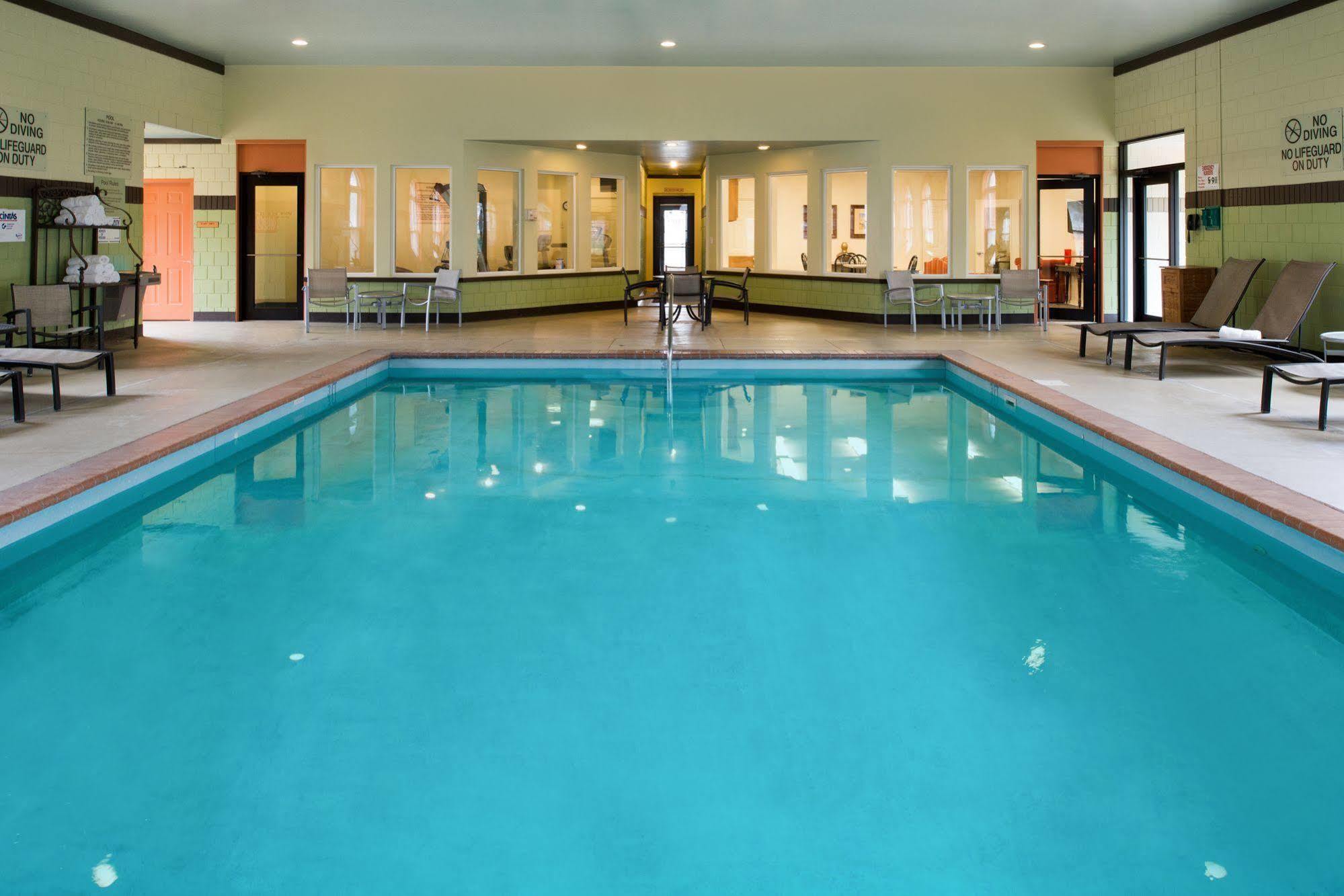 Charwood Suites Columbus Ngoại thất bức ảnh